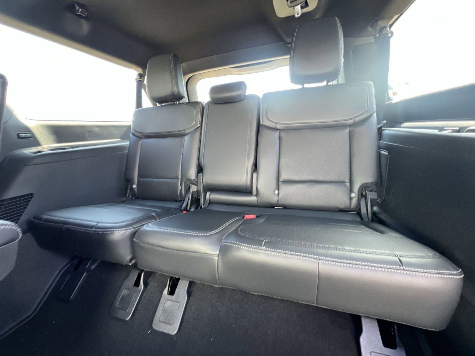 New 2026 Ford Expedition Max Platinum w/ Stealth Appearance Package image 34