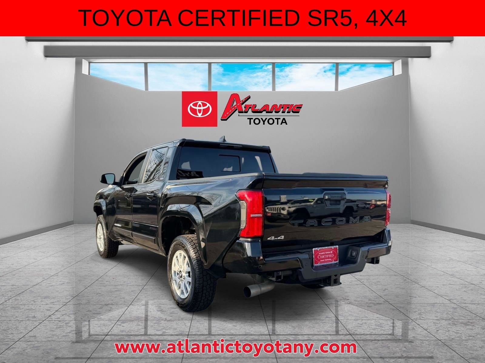 Certified 2024 Toyota Tacoma SR5 AWD/4WD image 5
