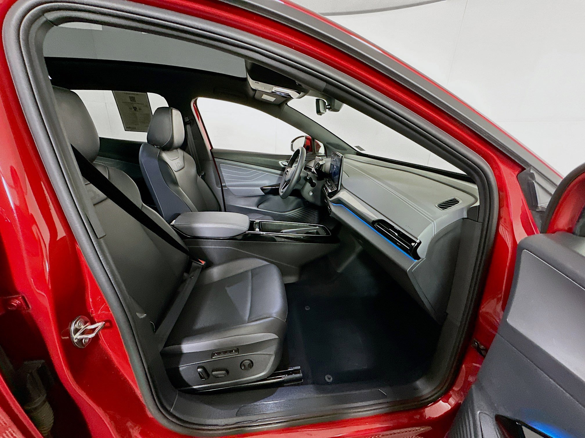 Used 2023 Volkswagen ID.4 S image 34