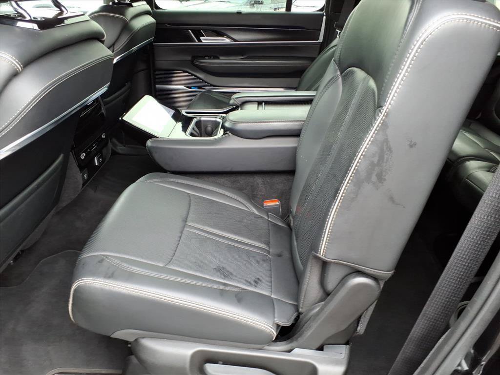 Used 2024 Jeep Grand Wagoneer L Series II w/ Quick Order Packagew 28T AWD/4WD image 13