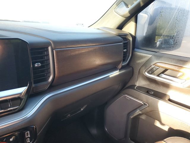 Used 2024 Chevrolet Silverado 2500 High Country w/ High Country Premium Package image 26