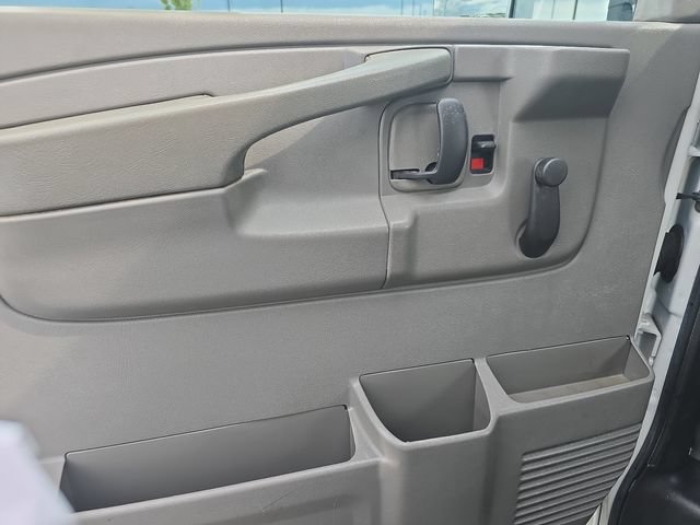 Used 2012 Chevrolet Express 3500 RWD image 9