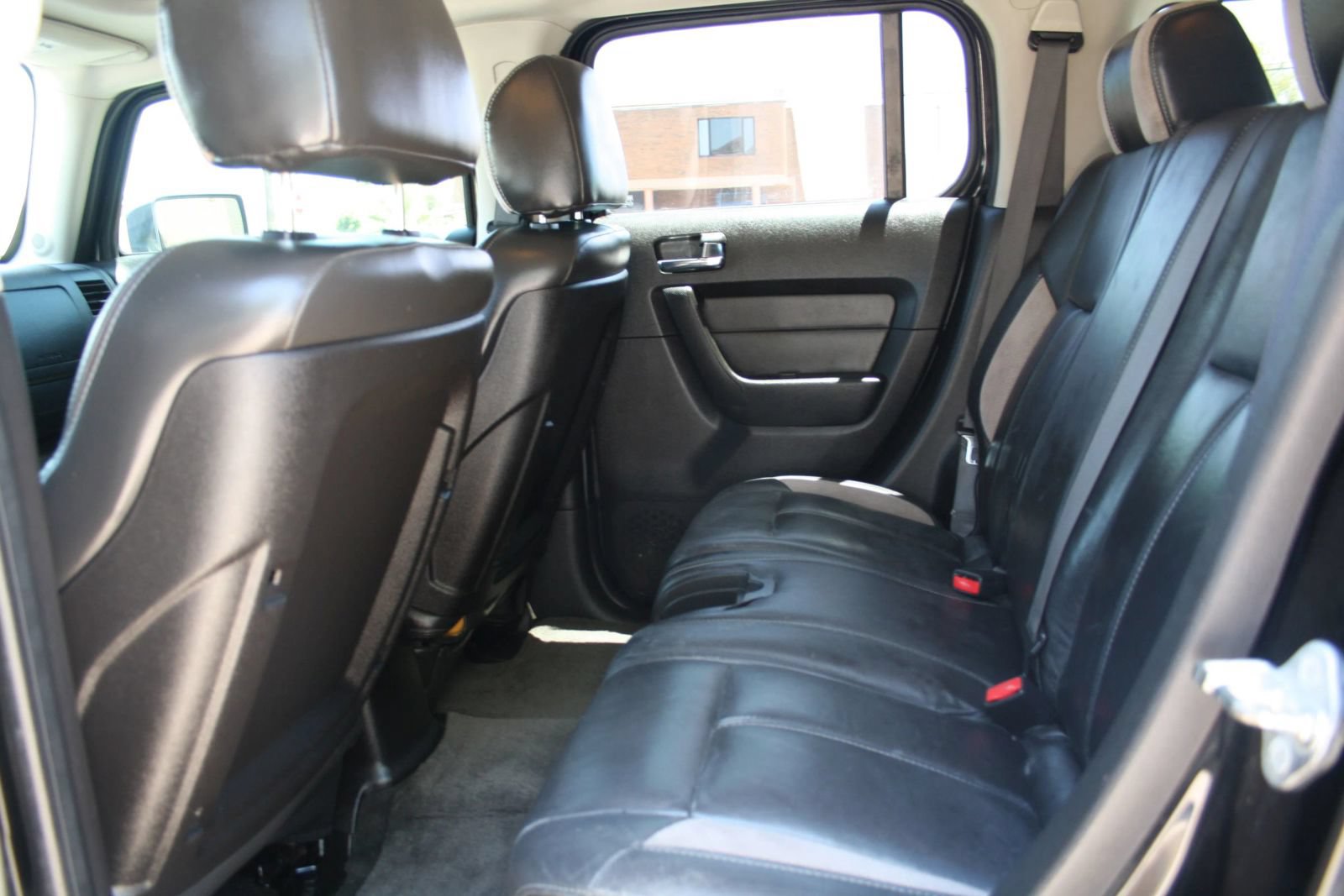 Used 2007 HUMMER H3 w/ Chrome Appearance Package AWD/4WD image 16