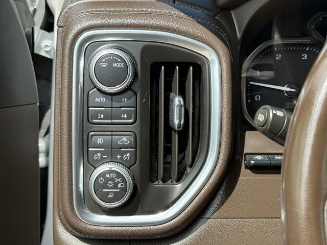 Used 2020 GMC Sierra 3500 Denali w/ Denali Ultimate Package image 25