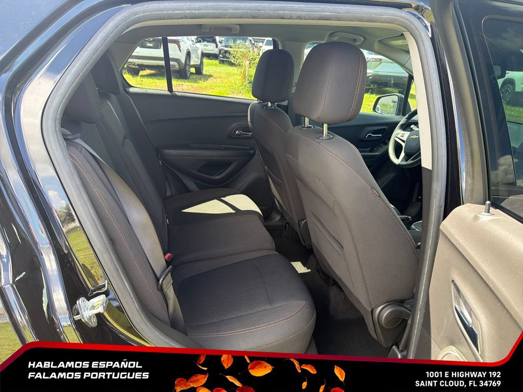 Used 2022 Chevrolet Trax LS w/ Tint and Cruise Package FWD image 19