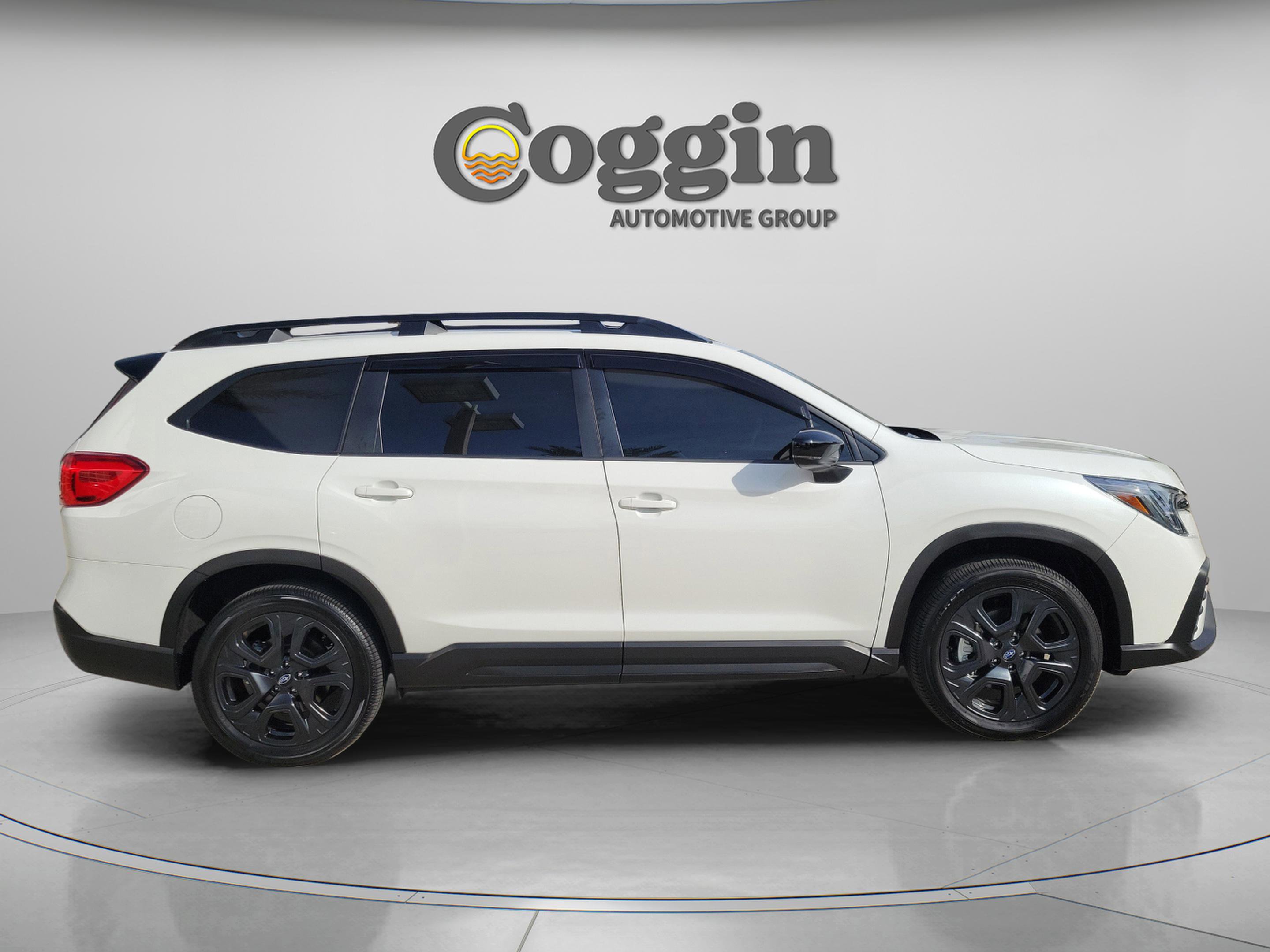 Used 2025 Subaru Ascent Onyx Edition AWD/4WD image 4