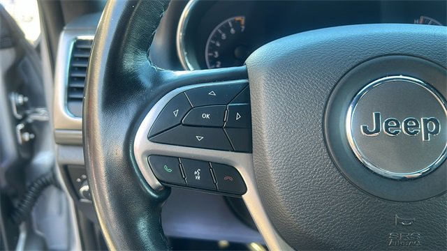 Used 2021 Jeep Grand Cherokee Laredo w/ Security & Convenience Group image 23