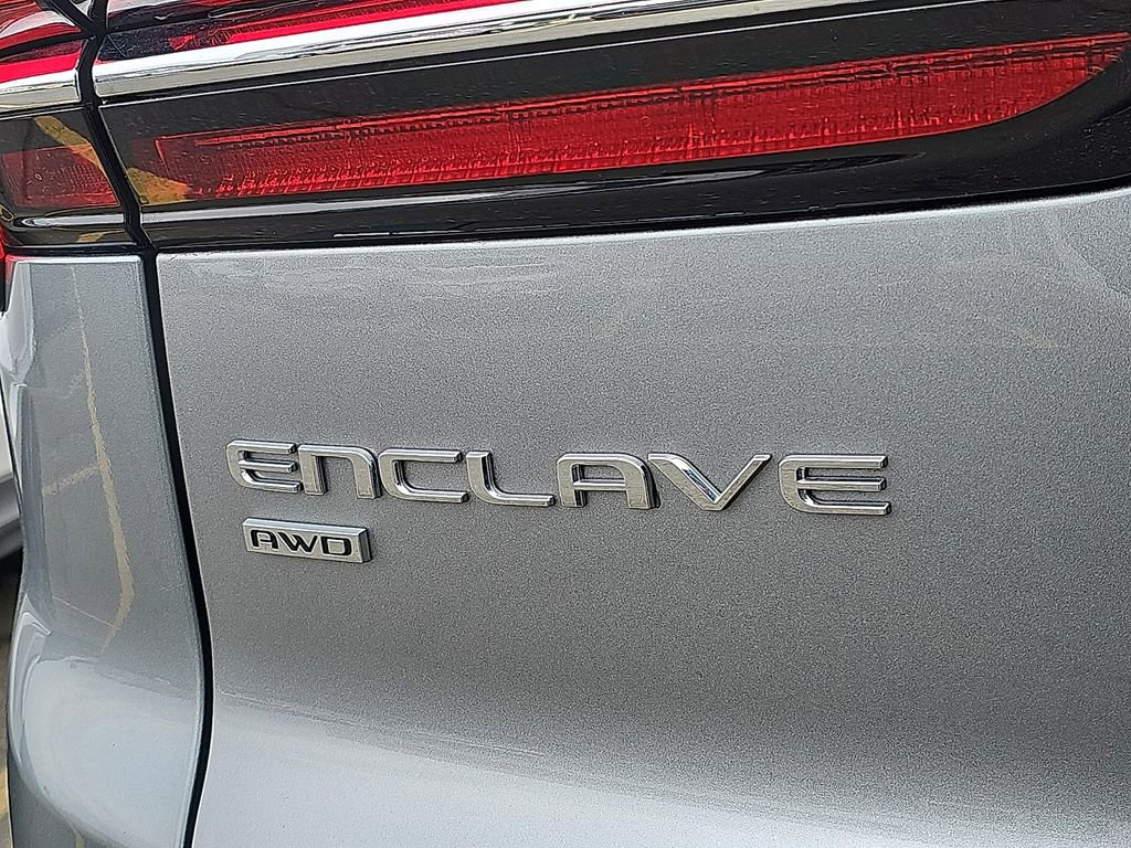 Used 2025 Buick Enclave Preferred image 33