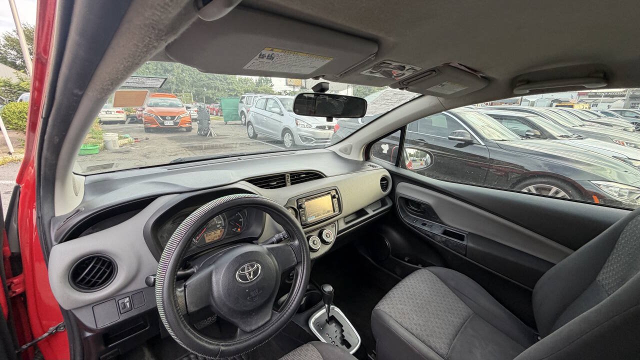 Used 2015 Toyota Yaris L FWD image 6