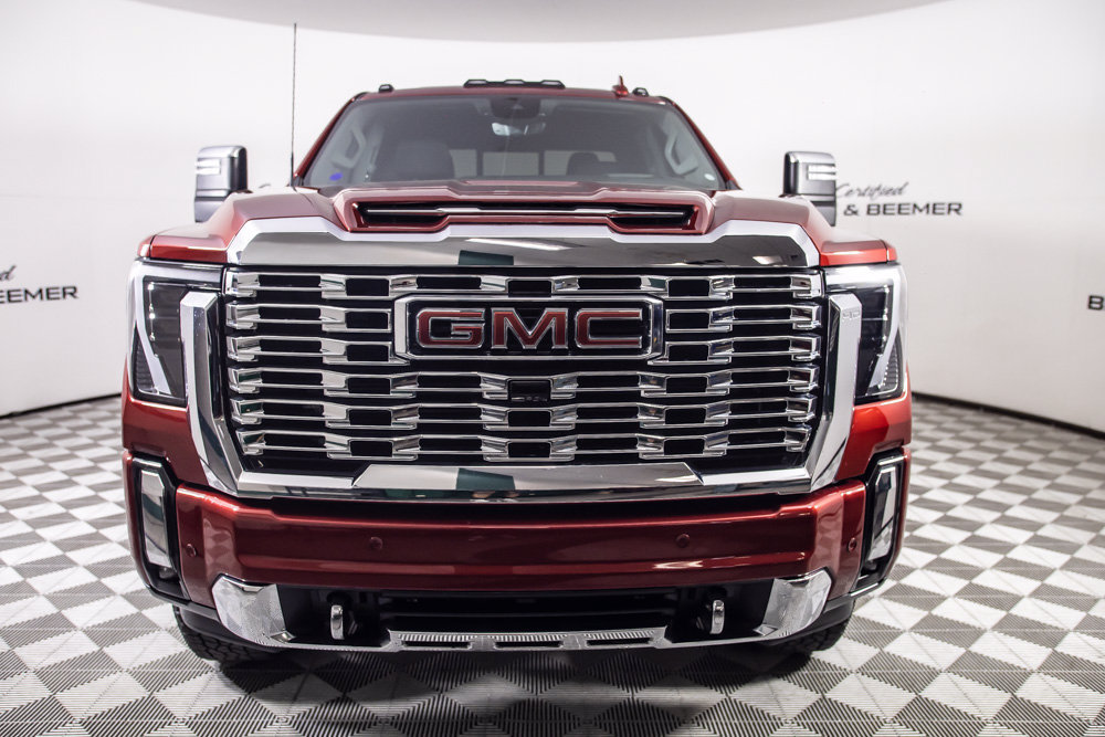 Used 2024 GMC Sierra 2500 Denali w/ Denali Reserve Package AWD/4WD image 5