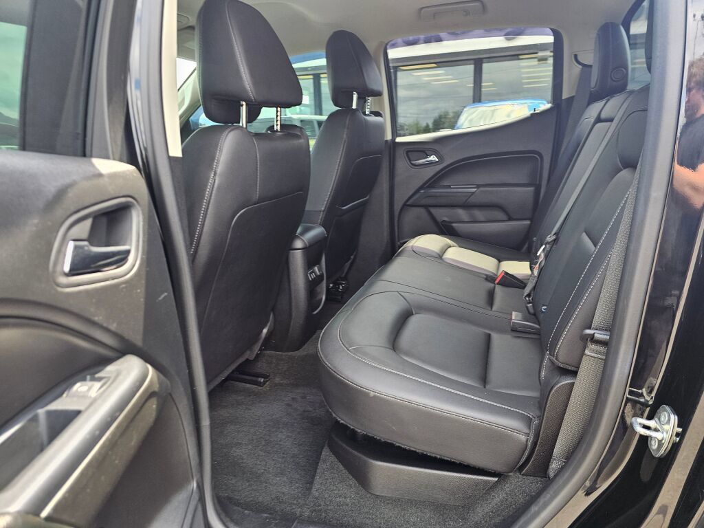 Used 2018 Chevrolet Colorado ZR2 w/ ZR2 Midnight Special Edition AWD/4WD image 16