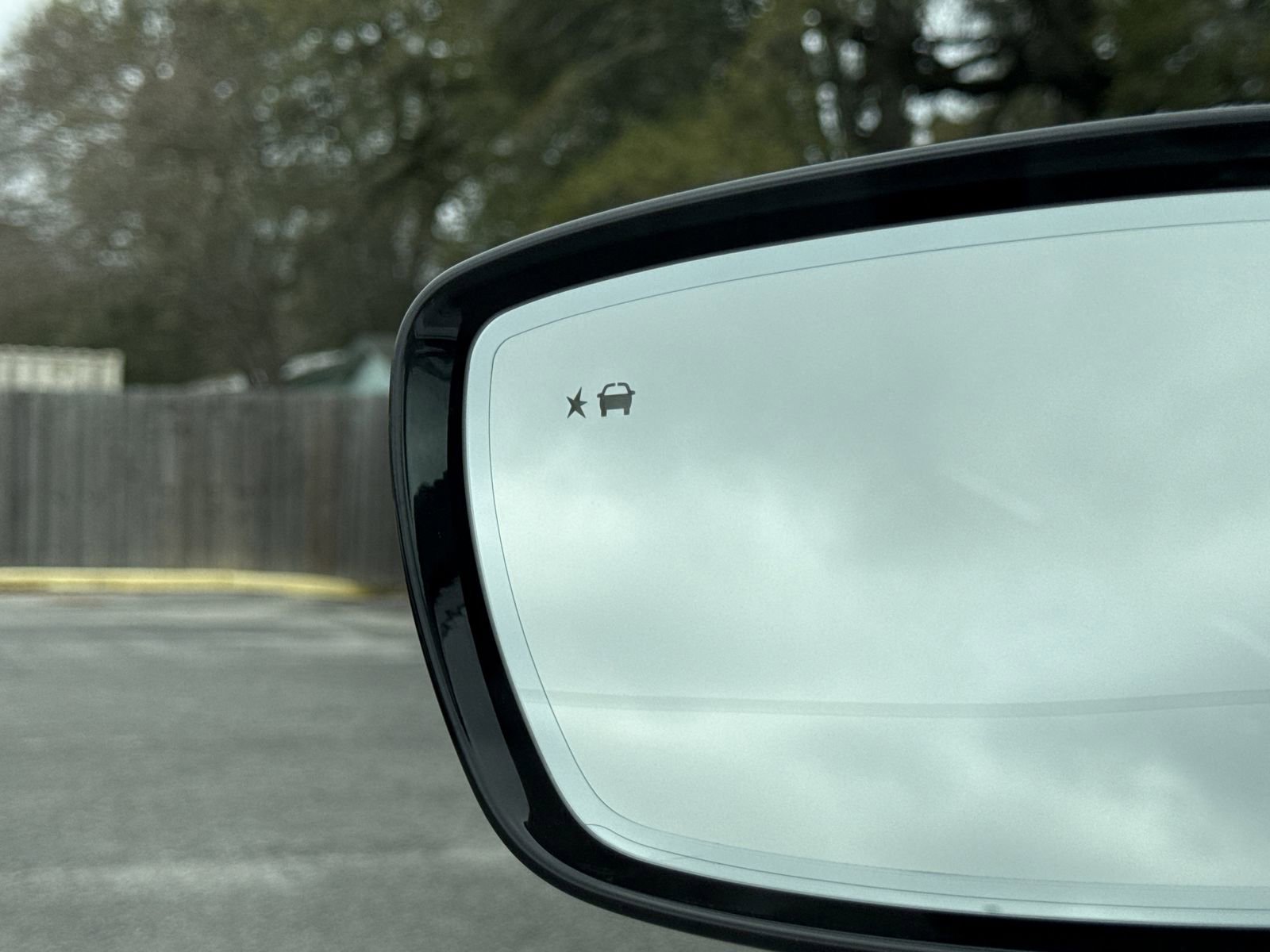 Used 2023 Buick Enclave Essence w/ Experience Buick Package image 17