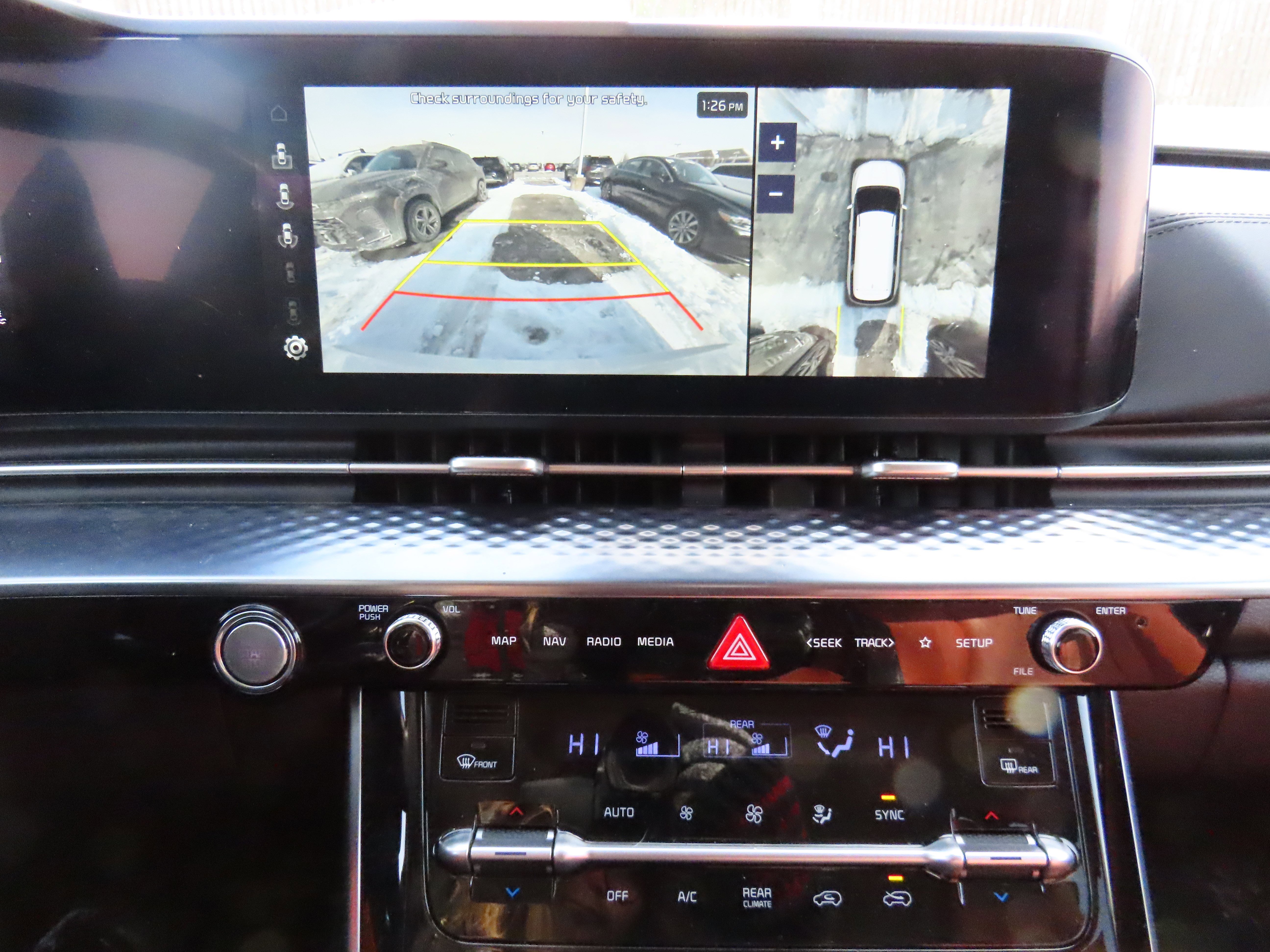 Used 2024 Kia Carnival SX Prestige image 23