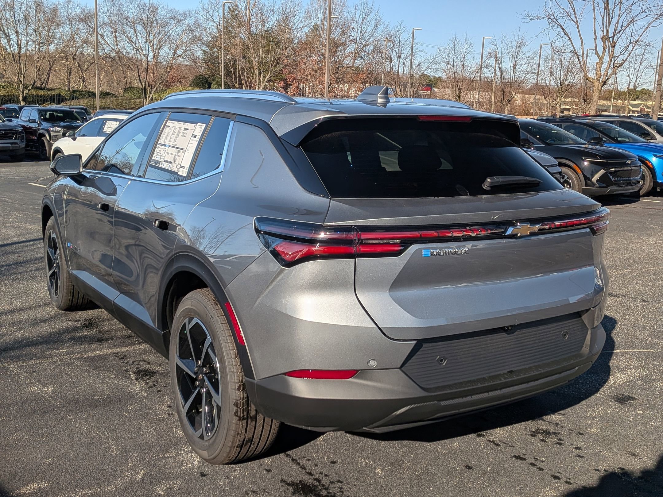 New 2026 Chevrolet Equinox EV LT FWD image 6