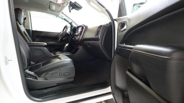 Used 2022 GMC Canyon AT4 w/ Driver Alert Package image 10