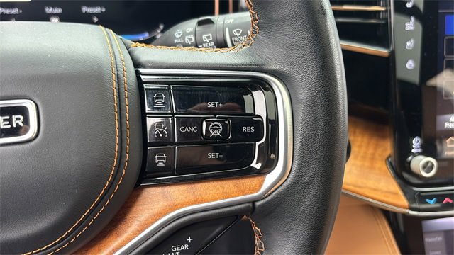 Used 2023 Jeep Grand Wagoneer L Series III w/ Rear Seat Video Group 1 image 19