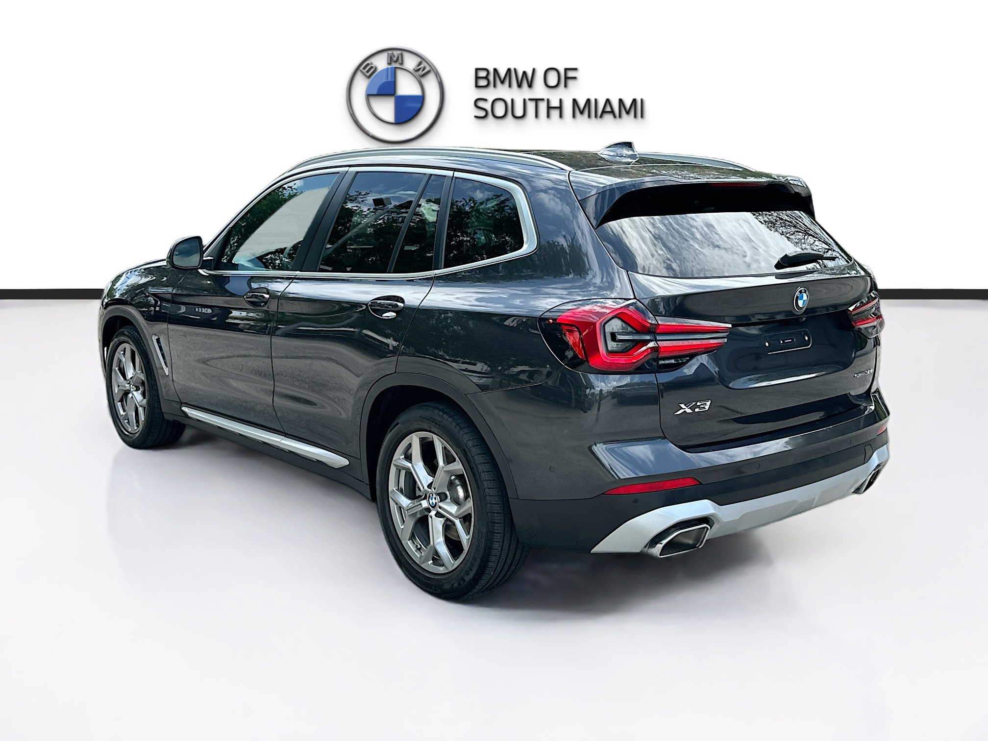 Certified 2024 BMW X3 sDrive30i w/ Convenience Package RWD image 5
