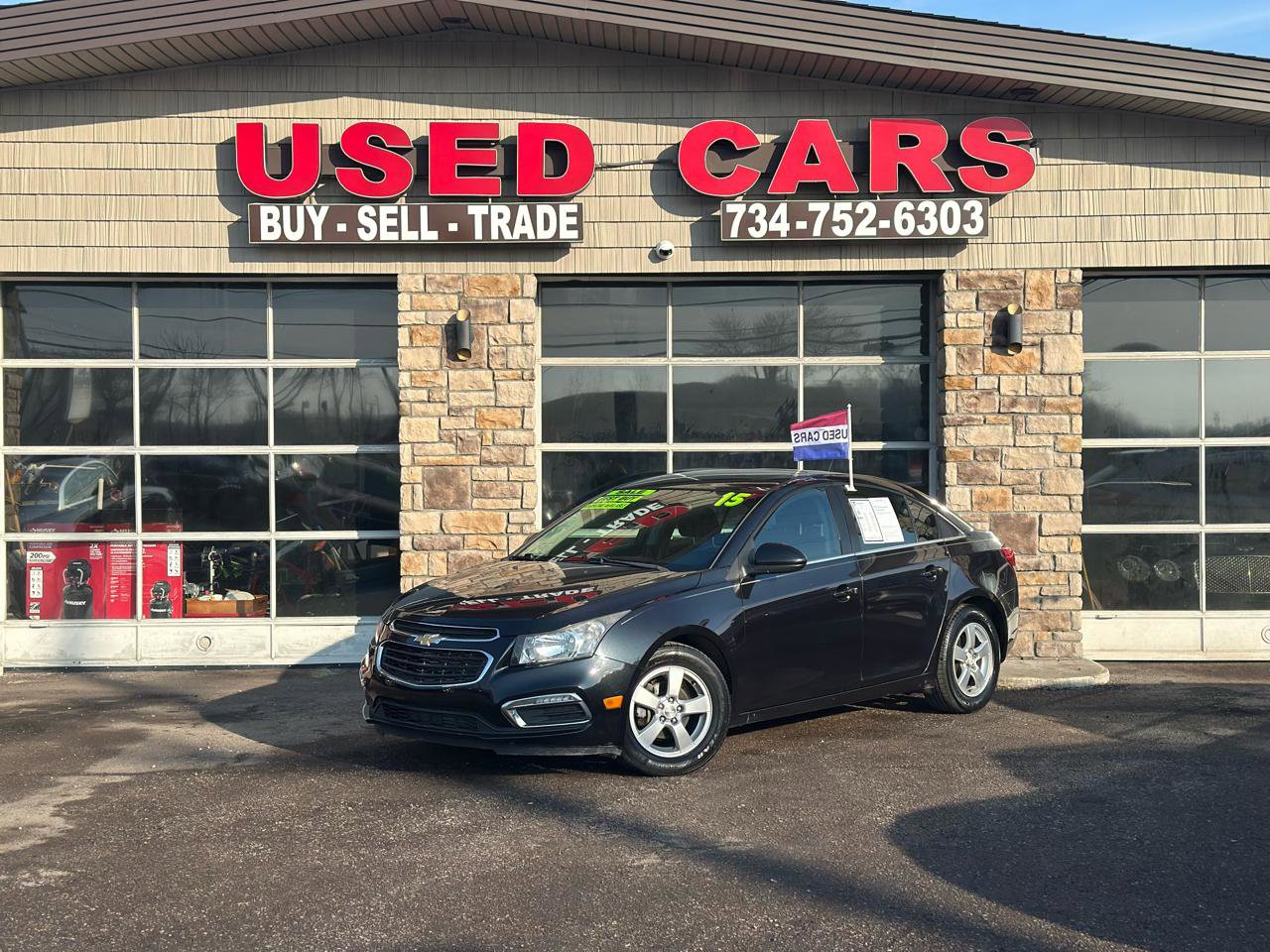 Used 2015 Chevrolet Cruze LT w/ Sun And Sound Package image 1