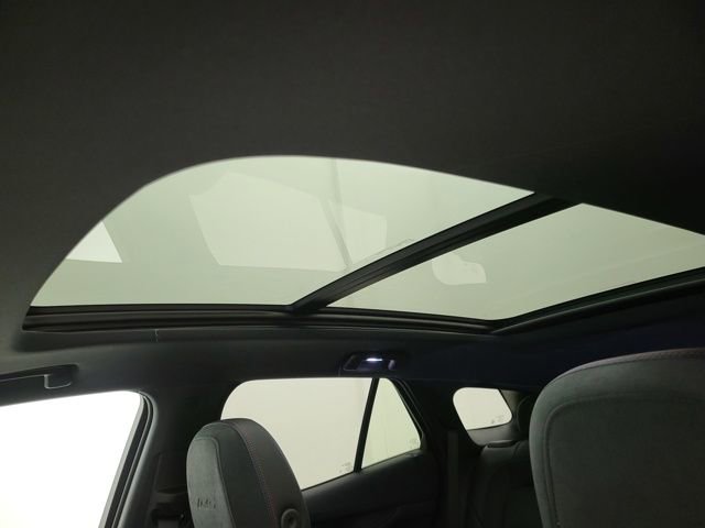 New 2025 Chevrolet Blazer EV RS image 16