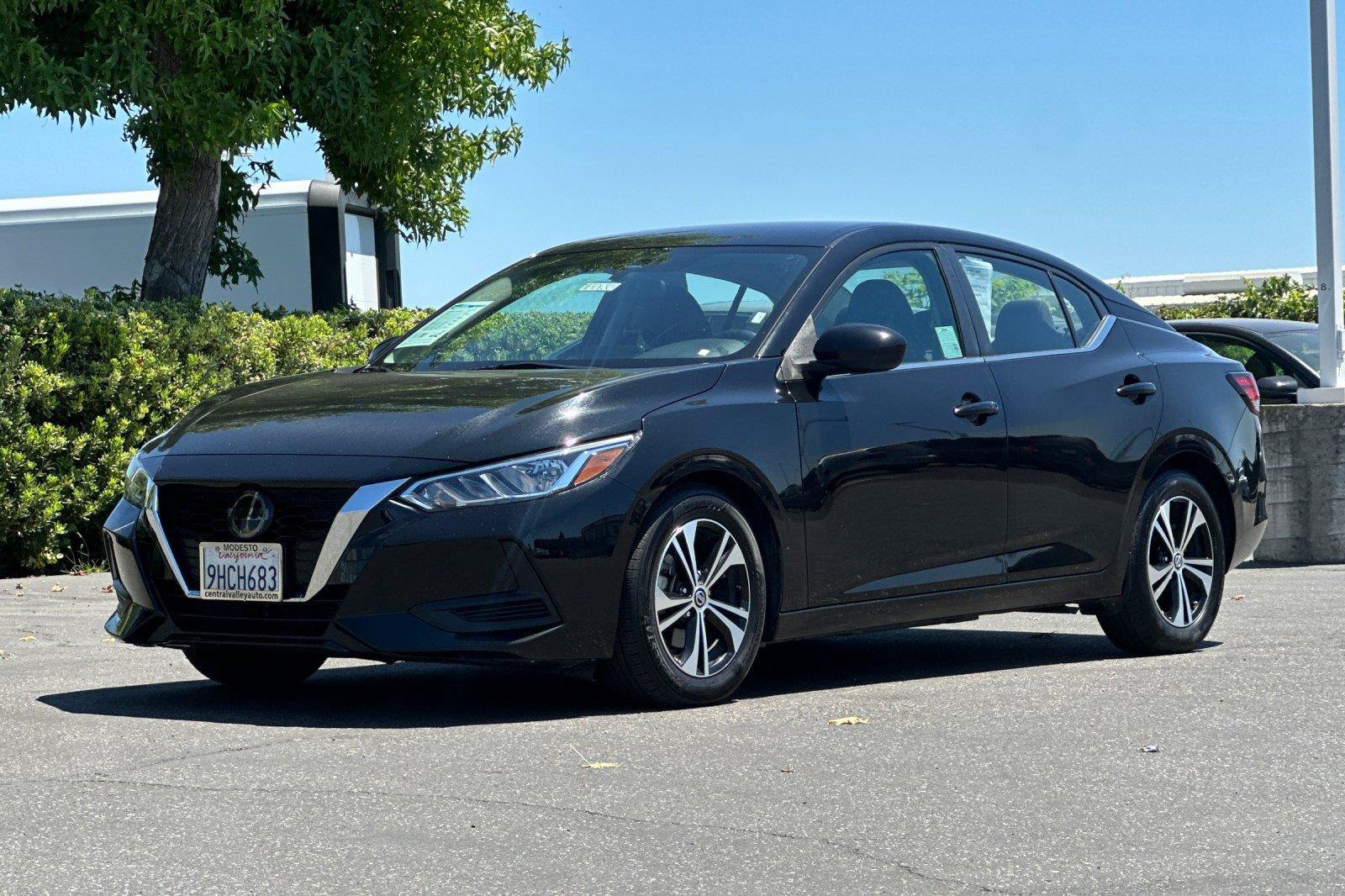 Certified 2023 Nissan Sentra SV FWD image 7