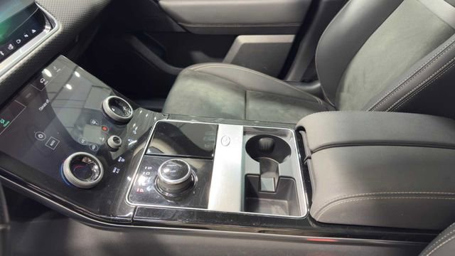 Used 2019 Land Rover Range Rover Velar AWD/4WD image 30