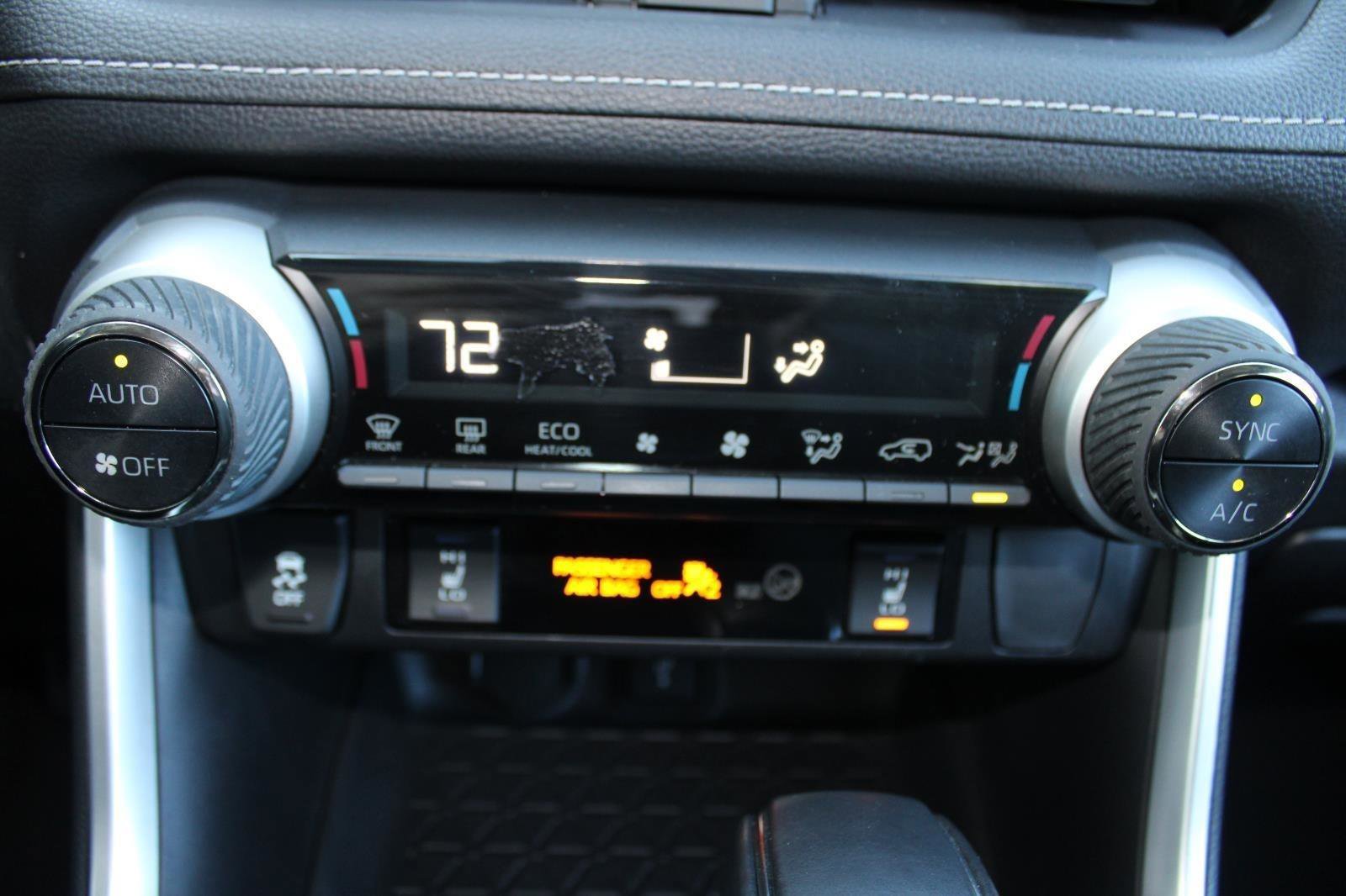 Used 2021 Toyota RAV4 AWD Hybrid image 20