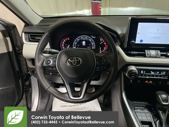 Used 2023 Toyota RAV4 XLE Premium image 22