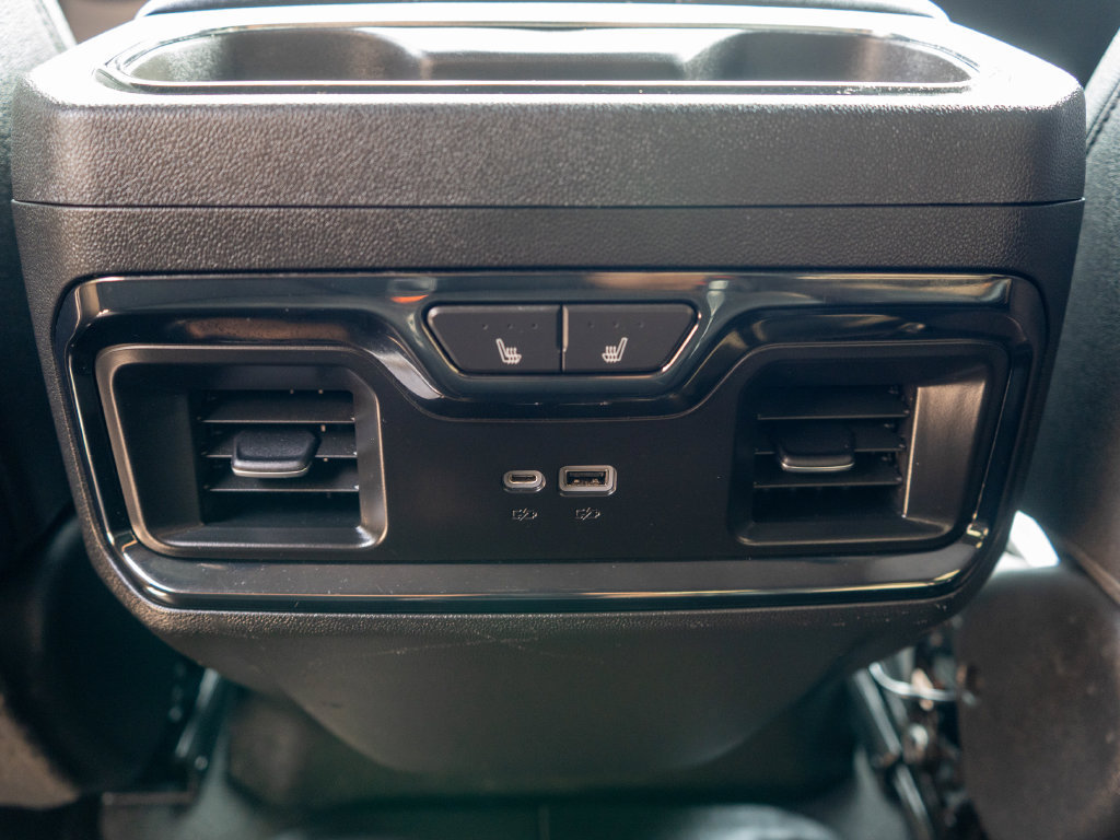 Certified 2023 GMC Sierra 1500 AT4 w/ AT4 Premium Package AWD/4WD image 14