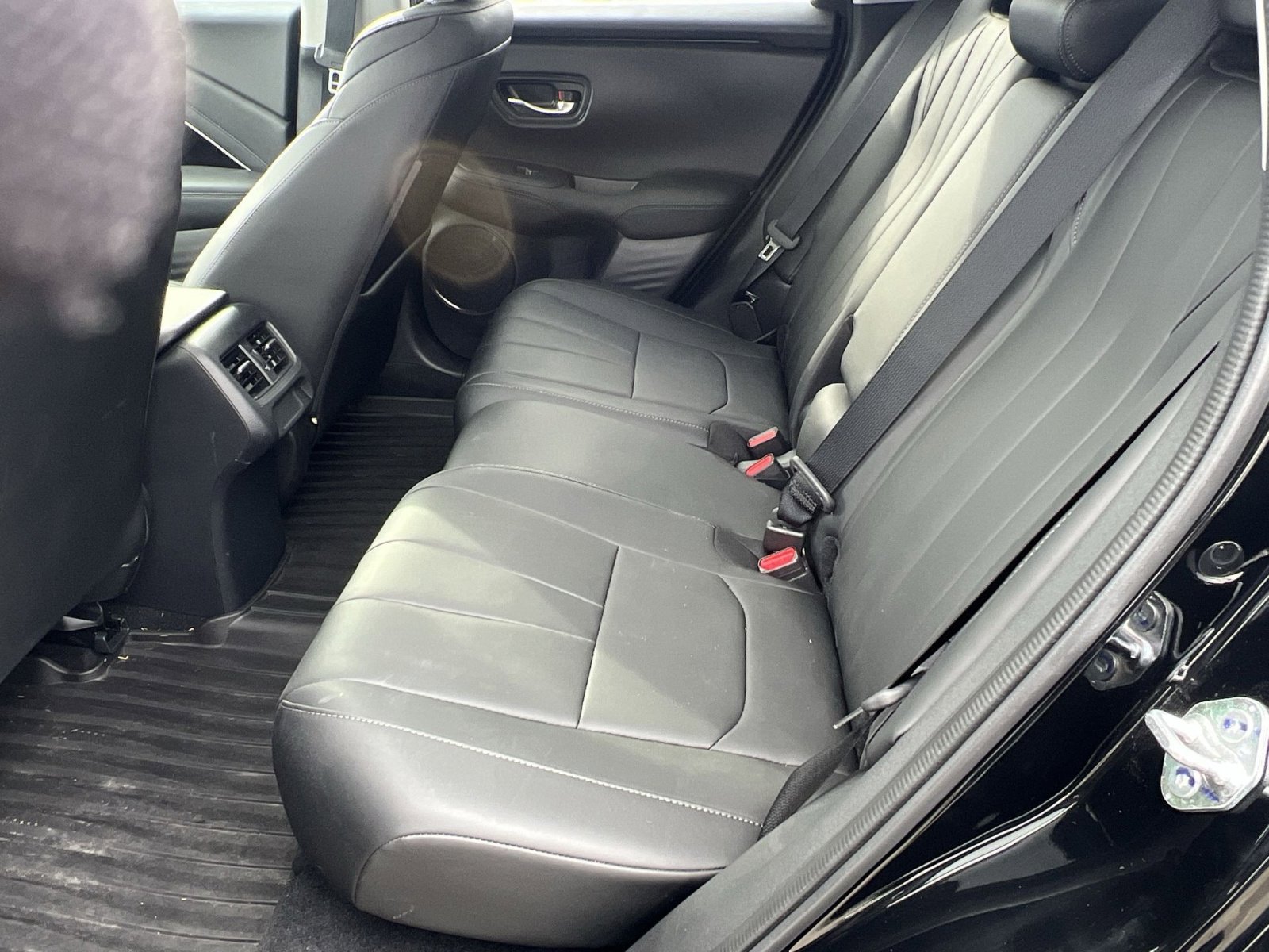 Used 2025 Acura ADX FWD image 26