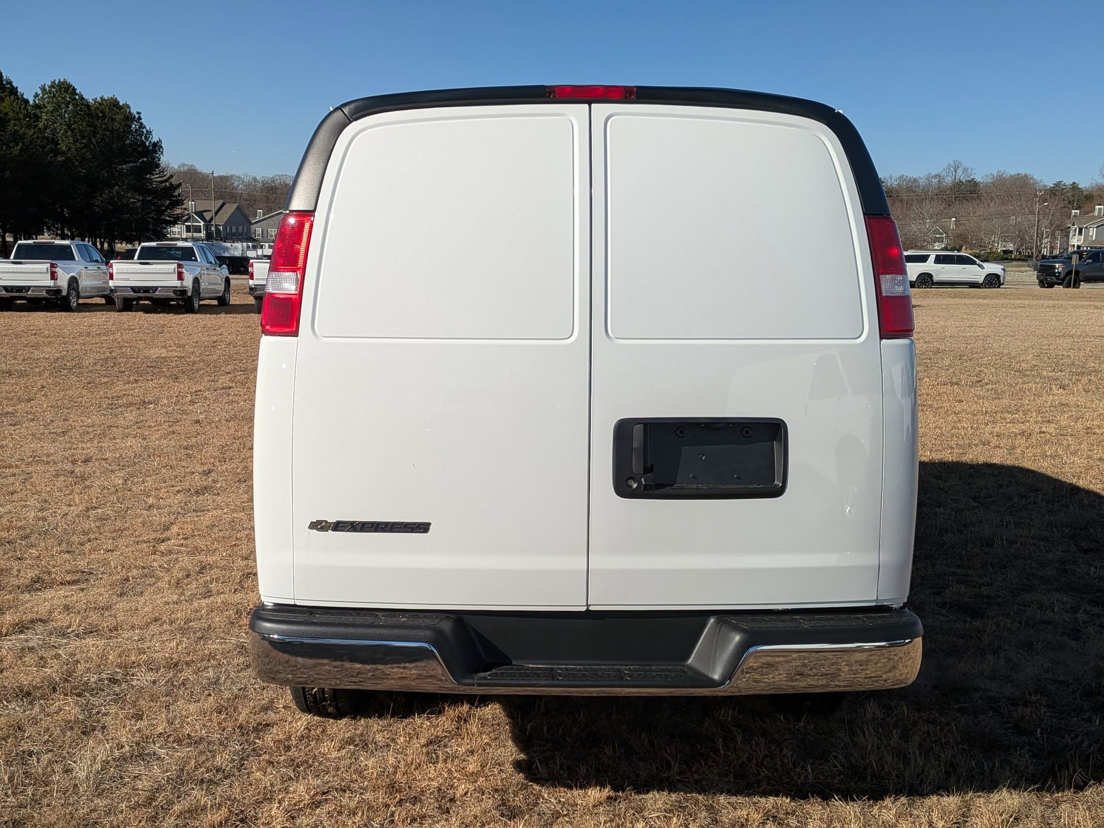 New 2025 Chevrolet Express 3500 Extended w/ Driver Convenience Package image 7