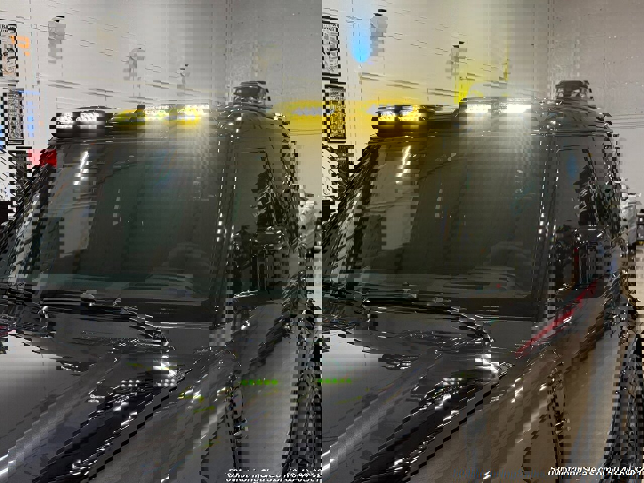 Used 2024 Land Rover Defender 90 V8 image 25