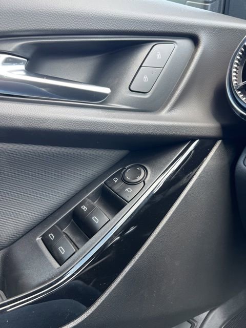 New 2026 Chevrolet Equinox LT w/ Convenience Package II image 10