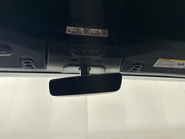 Used 2022 Jeep Wrangler Unlimited Sahara w/ Cold Weather Group image 24