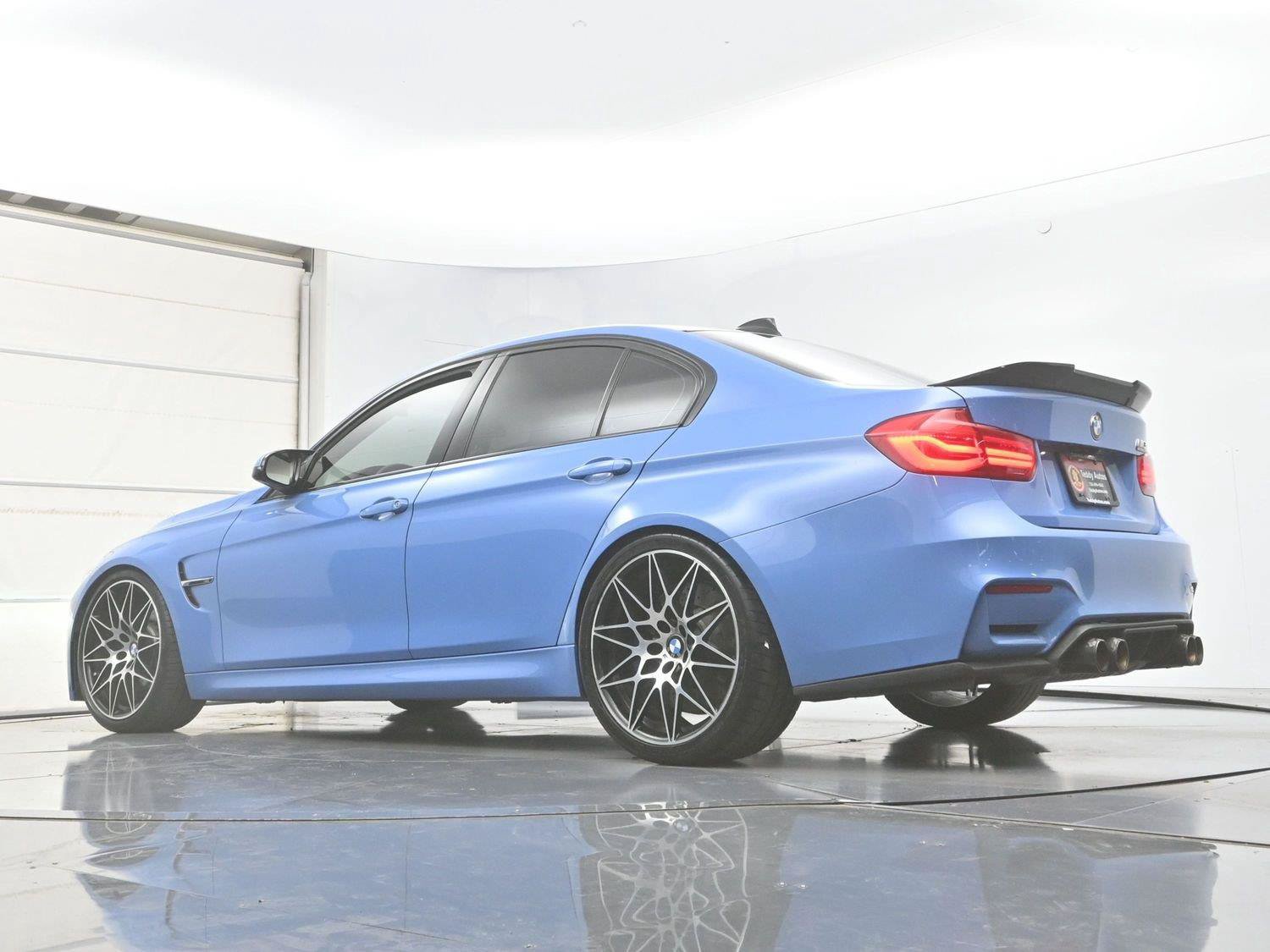 Used 2018 BMW M3 RWD image 39