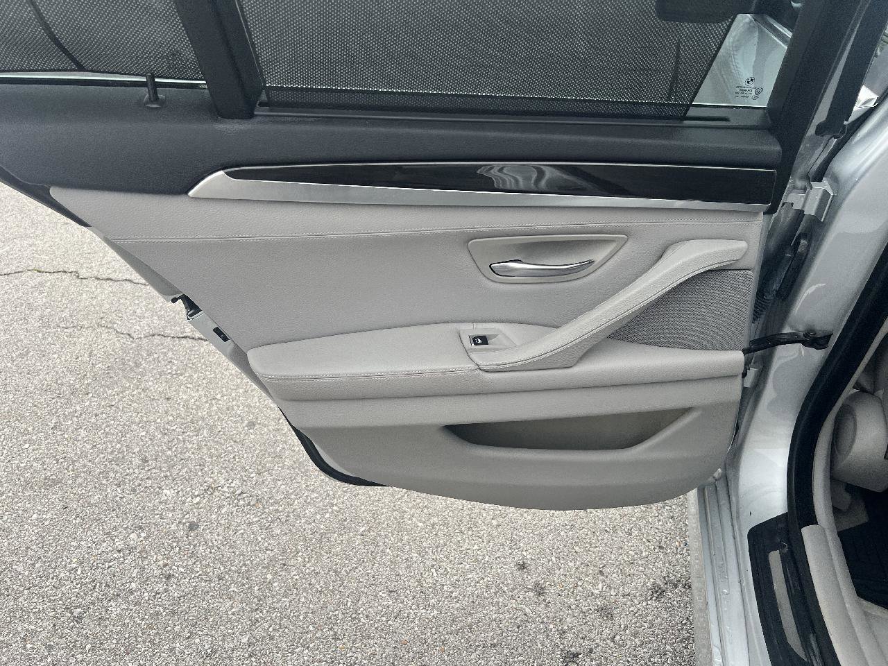 Used 2011 BMW 535i Sedan image 15