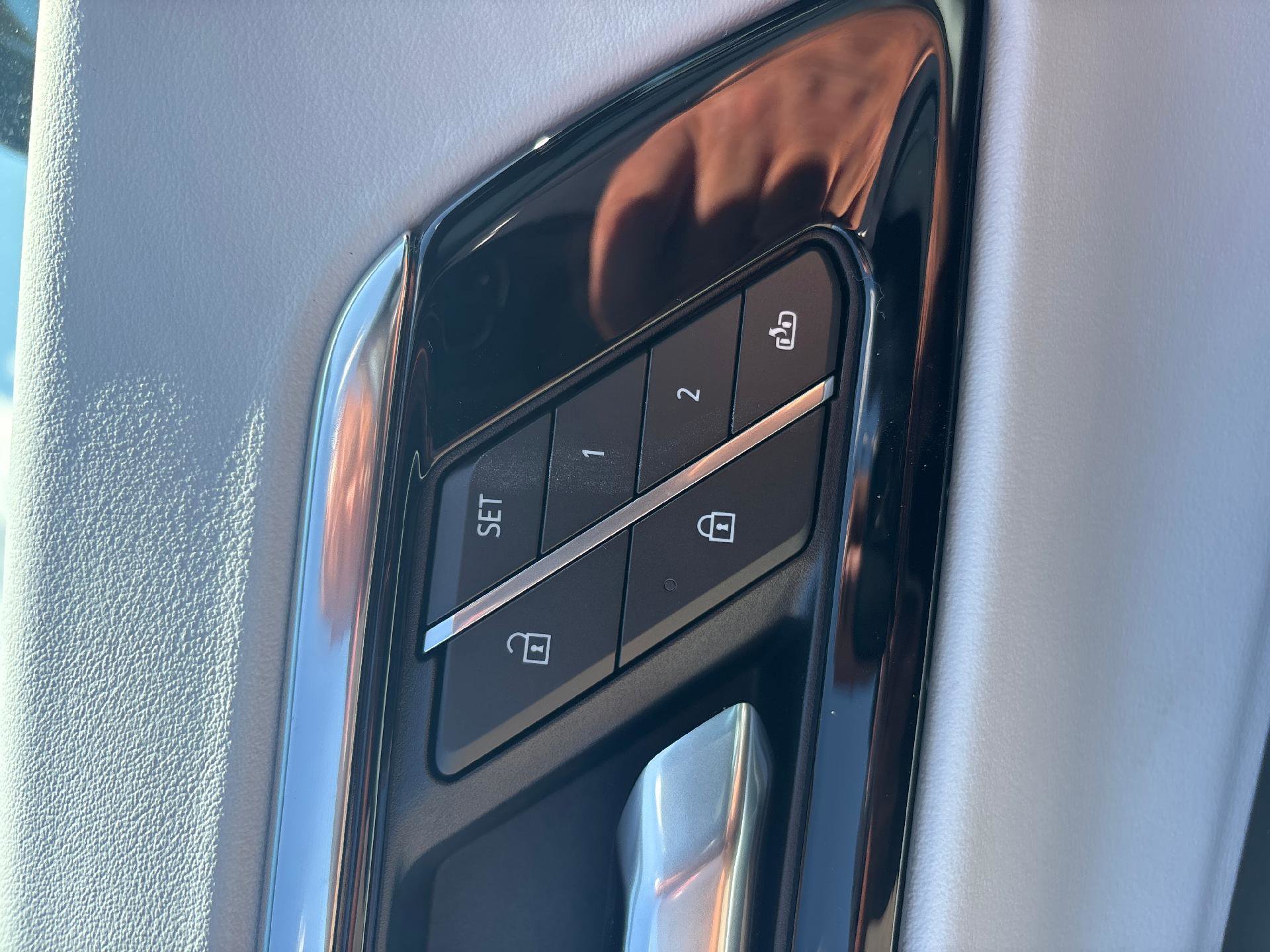 New 2025 Chevrolet Tahoe Premier image 17