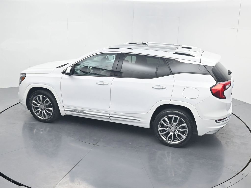 Used 2023 GMC Terrain Denali w/ Denali Premium Package AWD/4WD image 50