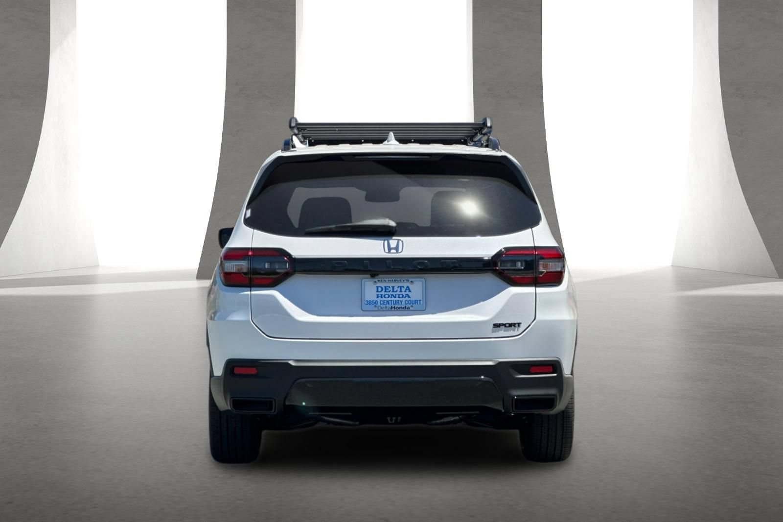 New 2026 Honda Pilot Sport image 5
