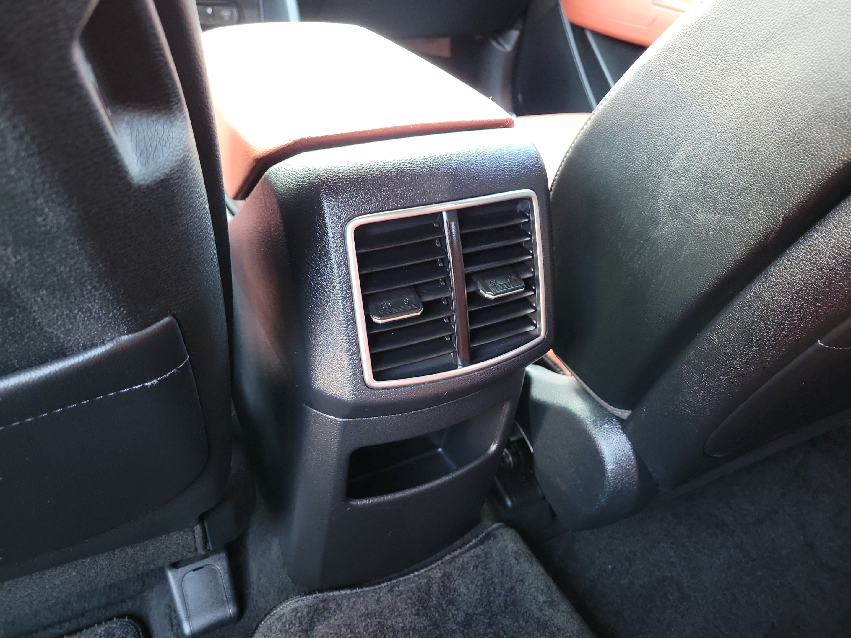 Used 2024 Kia Sportage SX FWD image 12
