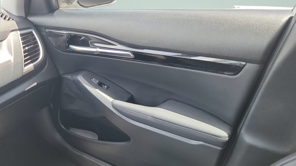 Used 2024 Kia Seltos EX FWD image 12