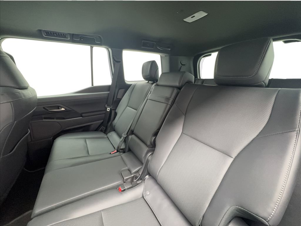 Used 2025 Lexus GX 550 w/ Accessory Package (31) AWD/4WD image 25
