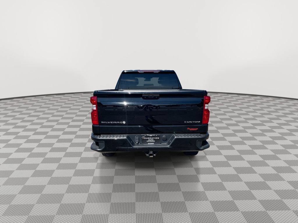 Certified 2022 Chevrolet Silverado 1500 Custom AWD/4WD image 10