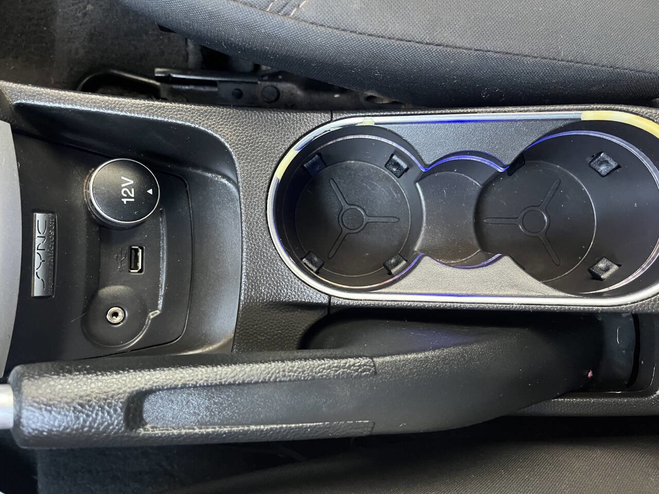 Used 2015 Ford Fiesta SE image 32