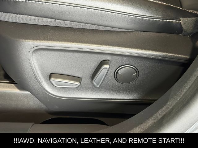 Used 2023 Ford Escape Platinum AWD/4WD image 26