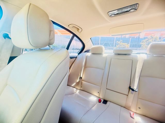 Used 2012 BMW 528i Sedan RWD image 35