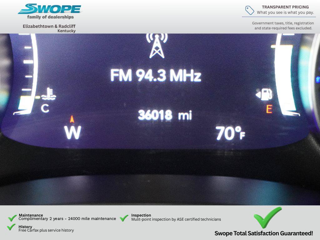 Used 2024 Chrysler Pacifica Touring-L FWD image 18