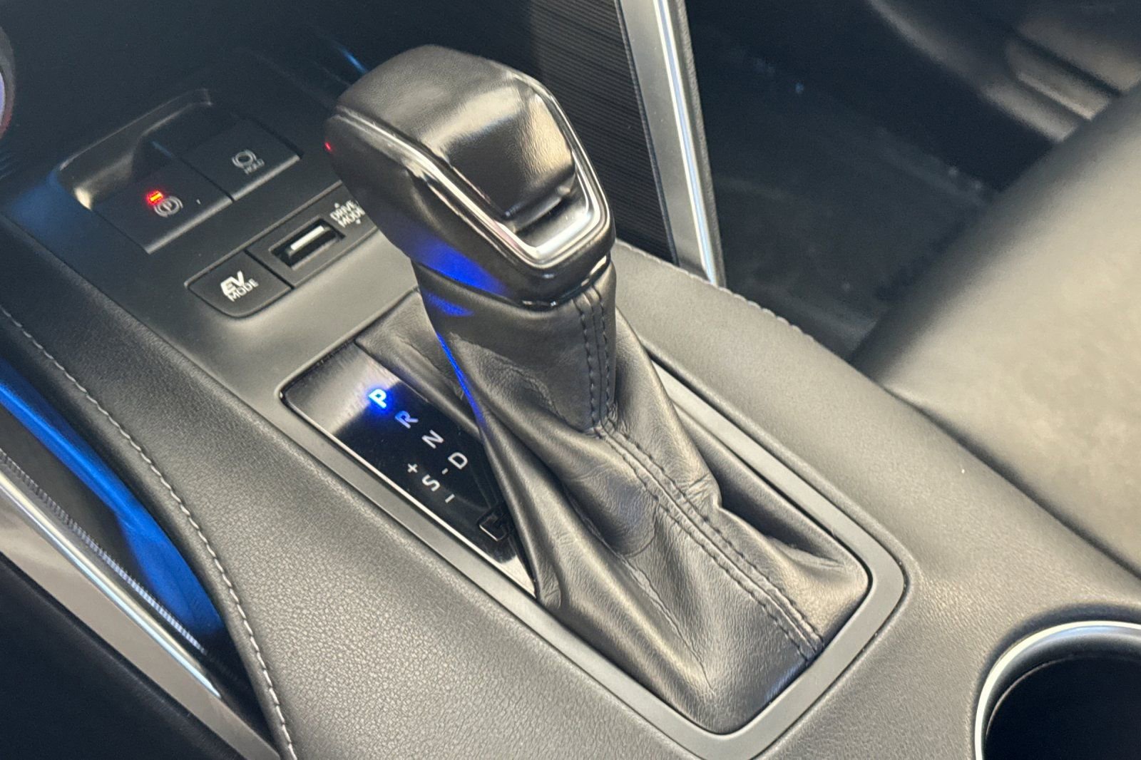 Used 2021 Toyota Venza XLE AWD/4WD image 23