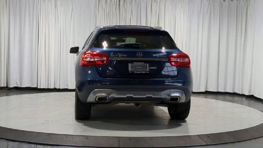 Used 2019 Mercedes-Benz GLA 250 4MATIC image 8
