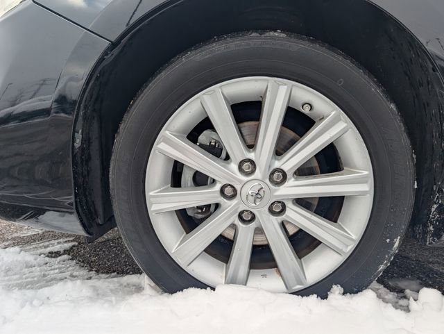 Used 2014 Toyota Camry XLE w/ Leather Package image 27