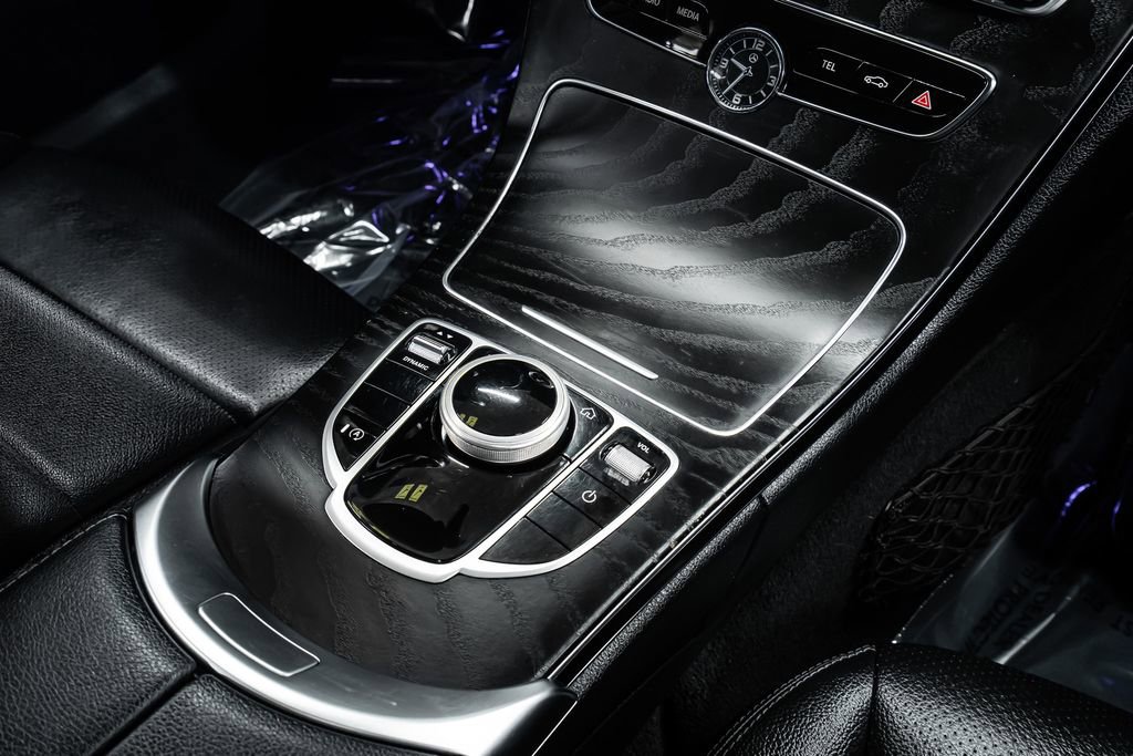Used 2020 Mercedes-Benz C 300 Sedan w/ Premium Package image 17